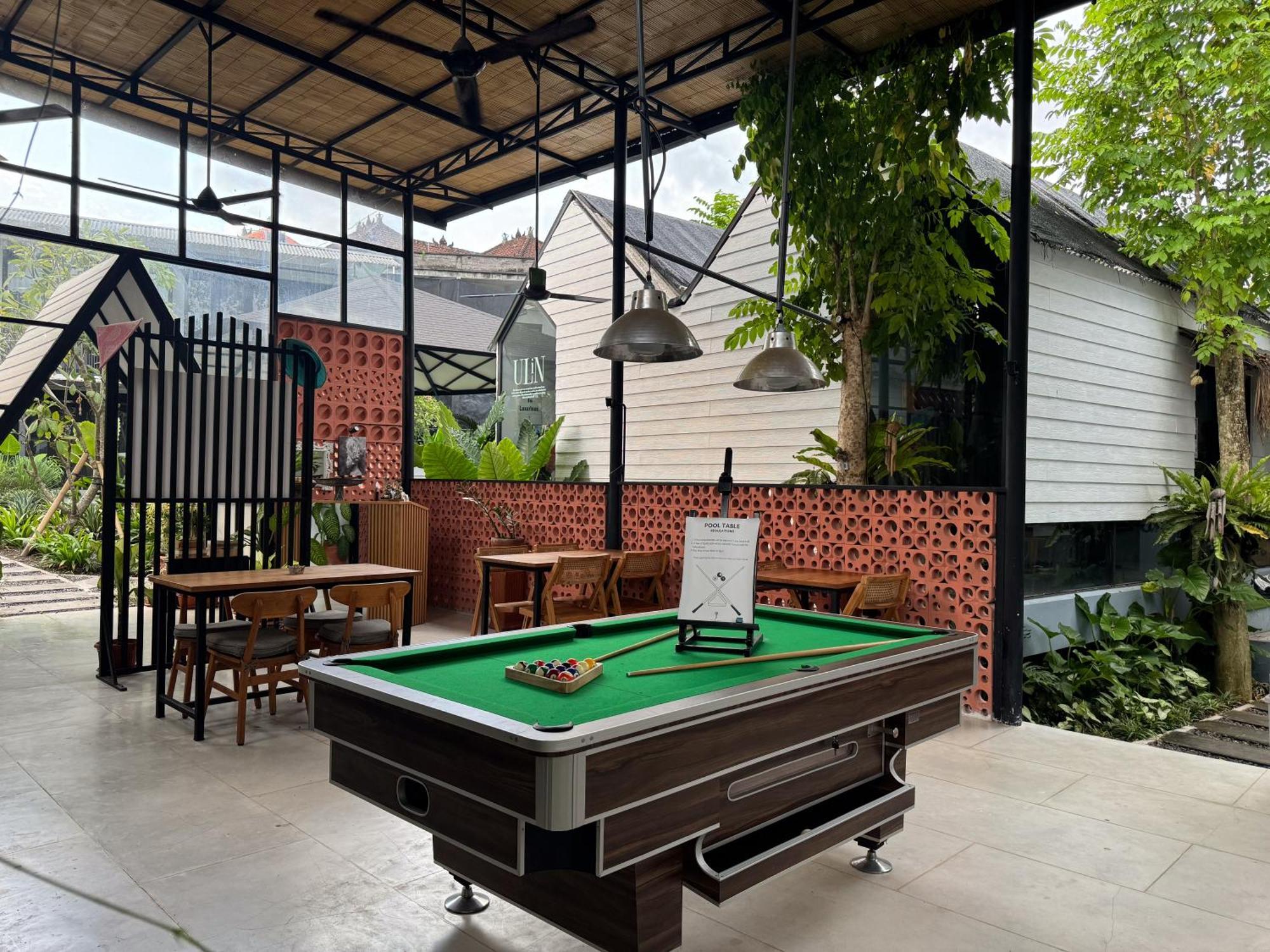 The Jungle Hostel Canggu Esterno foto