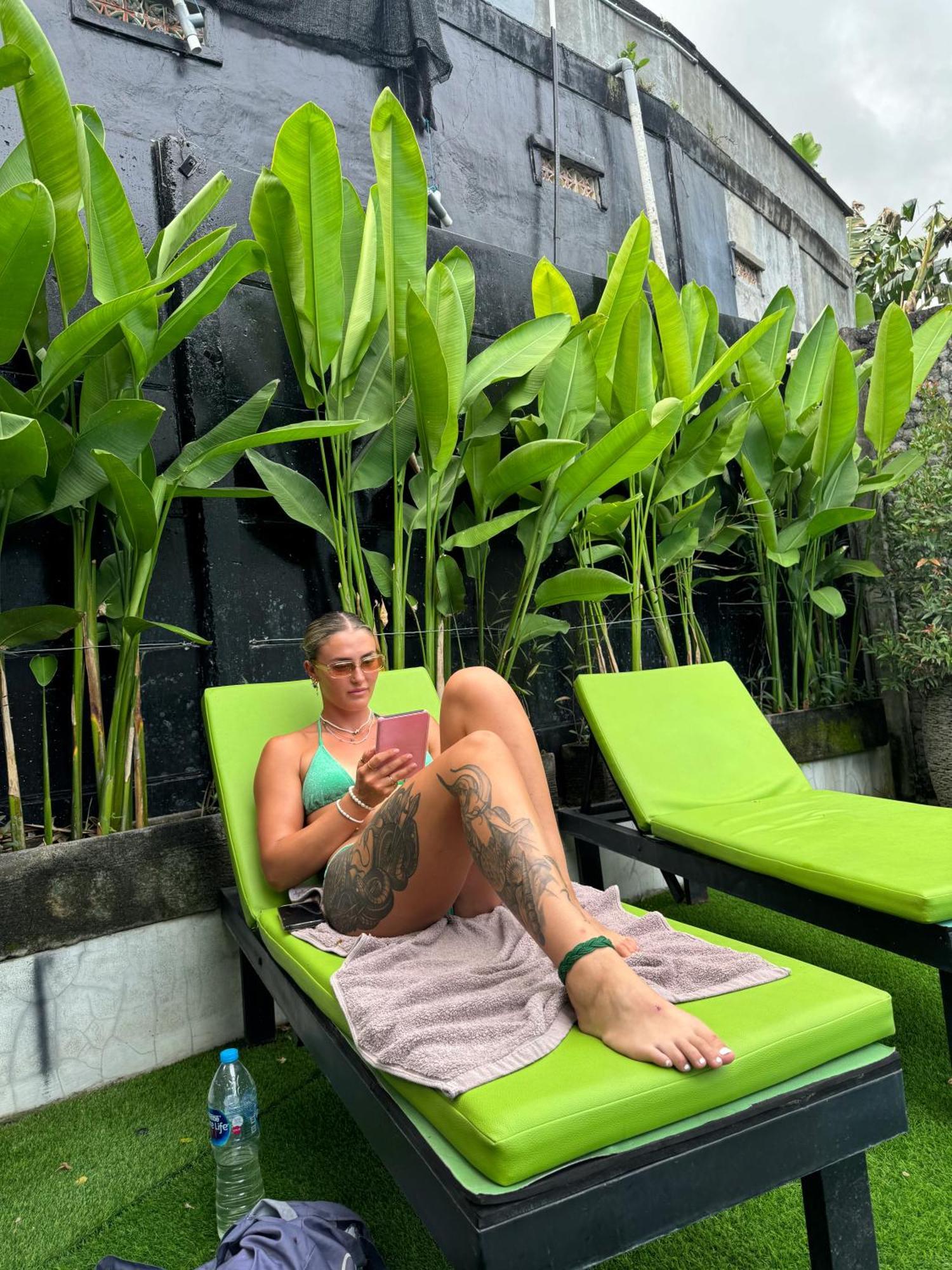 The Jungle Hostel Canggu Esterno foto