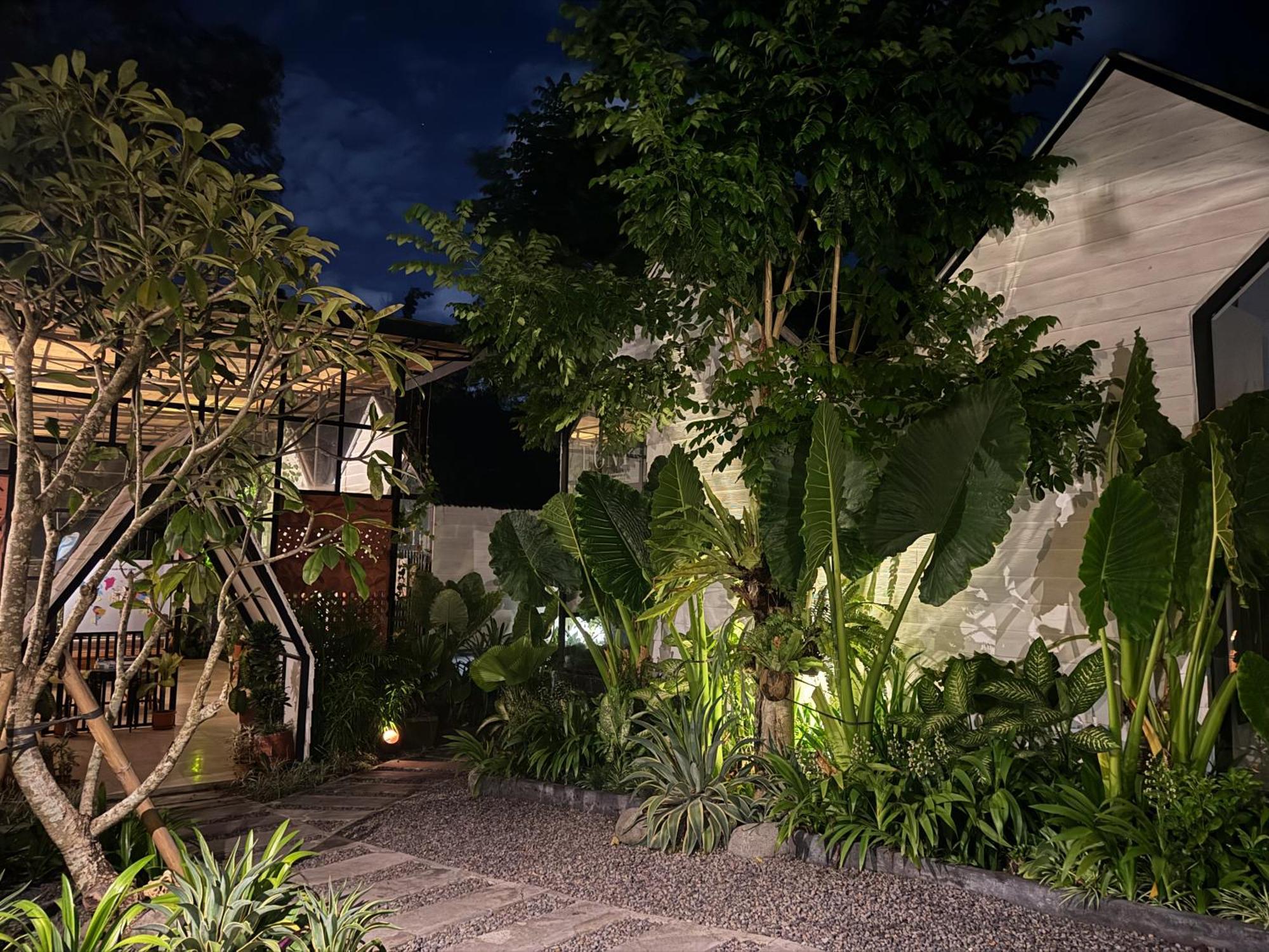 The Jungle Hostel Canggu Esterno foto